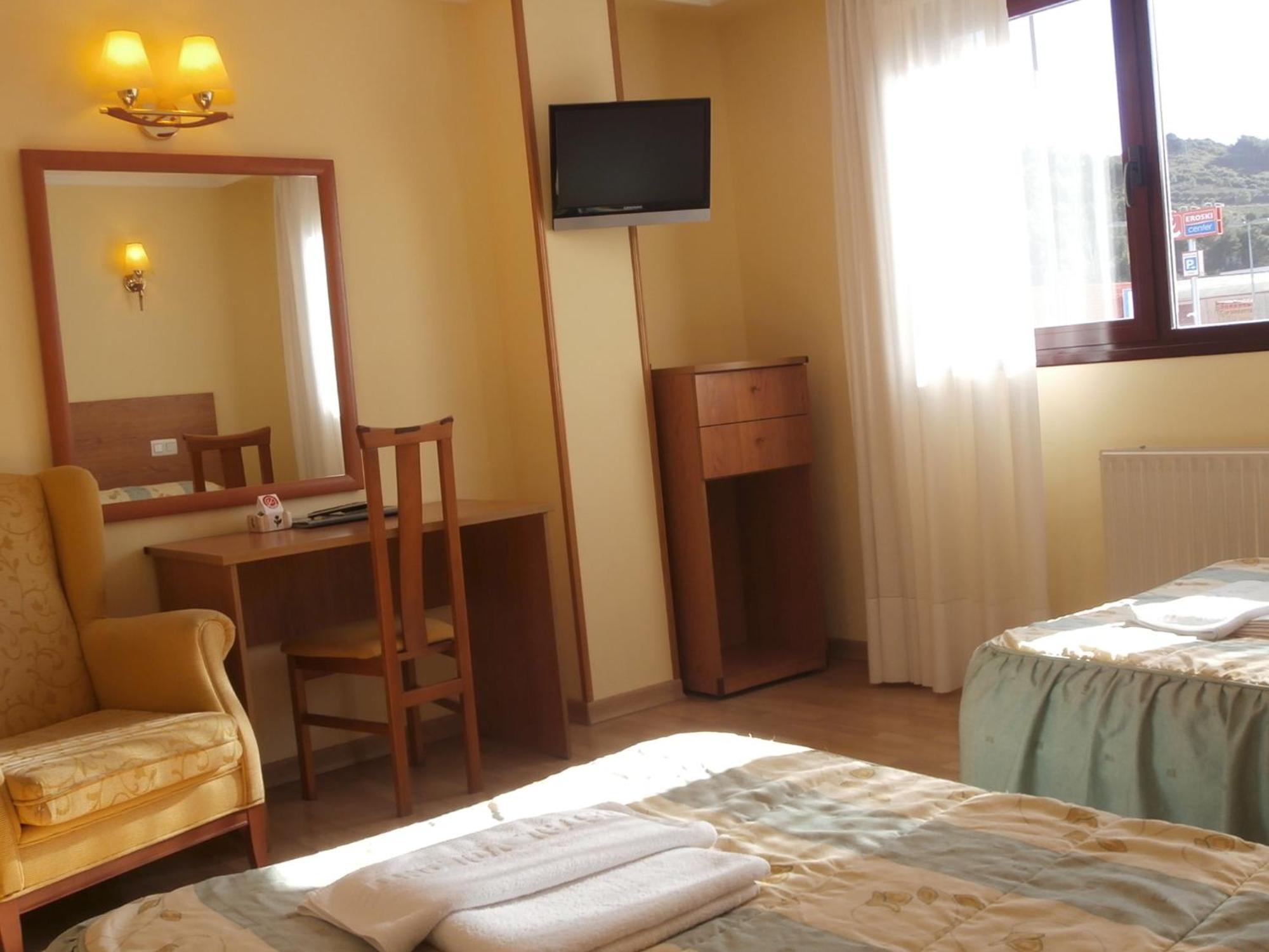 Hostal El Volante Estella Exteriér fotografie