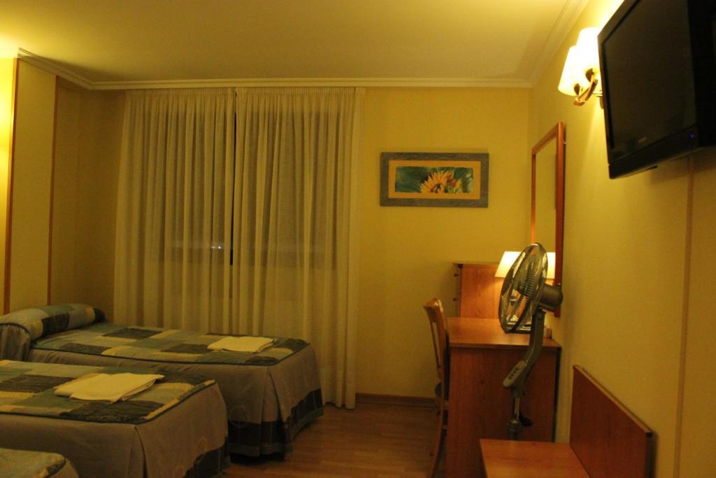 Hostal El Volante Estella Pokoj fotografie