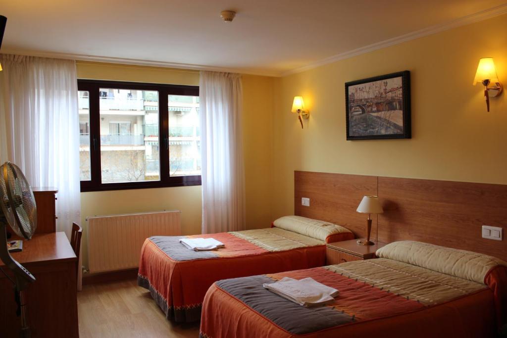 Hostal El Volante Estella Pokoj fotografie